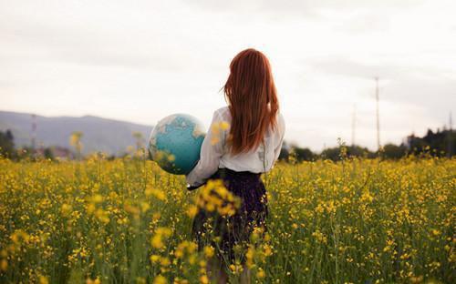 穿越：我要享受霸总的全方位宠溺小说(梁君绾傅宴明)章节阅读