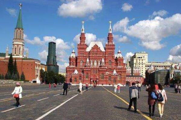俄罗斯最著名的十个建筑物介绍，红场排第一，第六为纪念普希金
