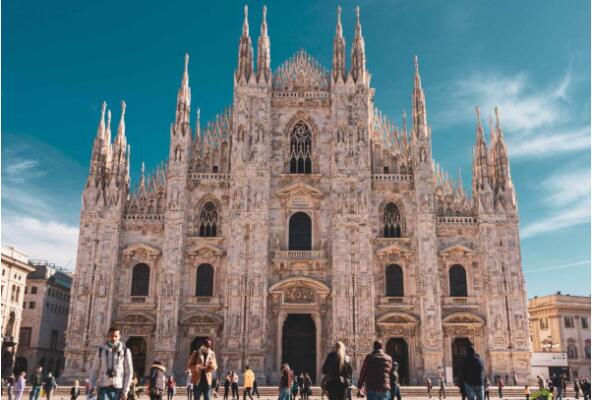 意大利十大著名建筑，榜首世界规模第二，古罗马象征排第四