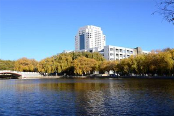 河北省十大名校排行榜：河北经贸大学上榜，第三已有119年历史