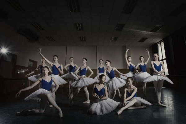 中国十大舞蹈学院 北京舞蹈学院与解放军艺术学院均上榜