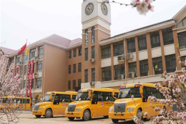 郑州三大贵族学校：和国际接轨，全方位培养孩子各项能力