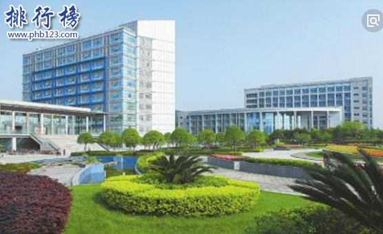 新疆大学好不好？新疆大学大学世界排名2018