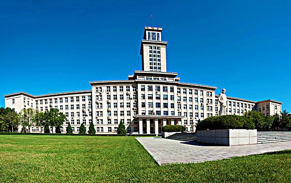 2017年天津市最好的大学排行榜：南开大学力压天津大学登顶