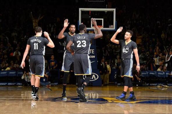 2016-2017nba常规赛排名（东西部球队排名）