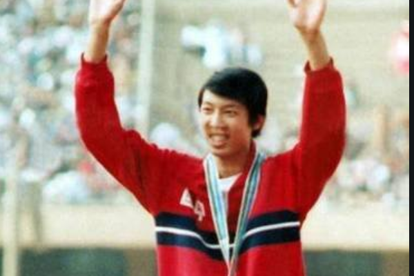中国体育史上十大田径运动员，刘翔第一苏炳添也有上榜