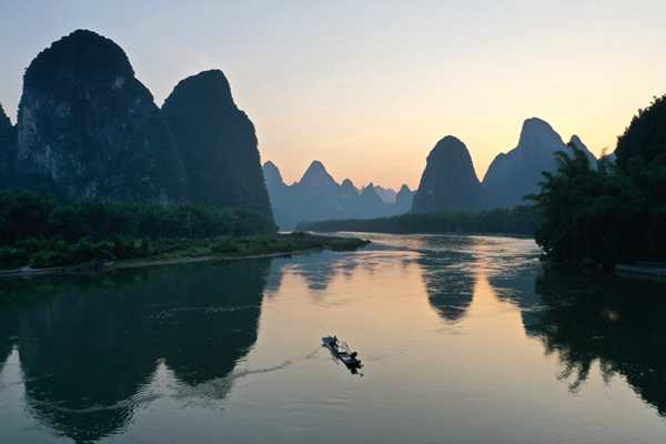 广西旅游必去十大景点排名：第四是《花千骨》拍摄地，桂林山水第一