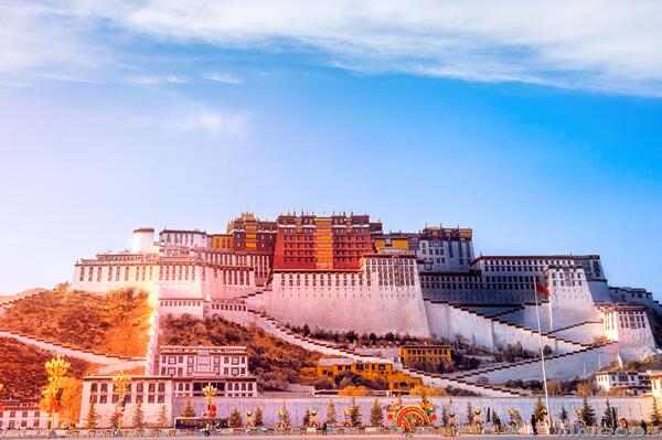中国最美的十大古代建筑，大雁塔上榜，第三是恒山十八景的第一胜景