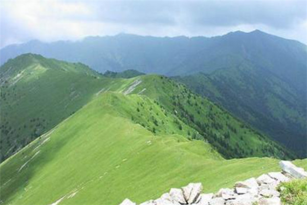 河北十大山峰排行榜：狼牙山上榜，第二是驼梁山