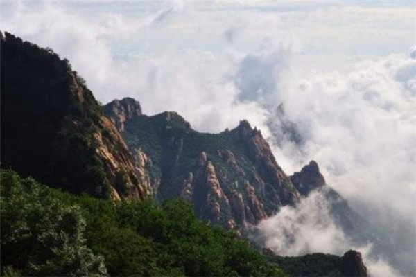 河北十大名山排行榜：驼梁山上榜，第三是爱国教育基地