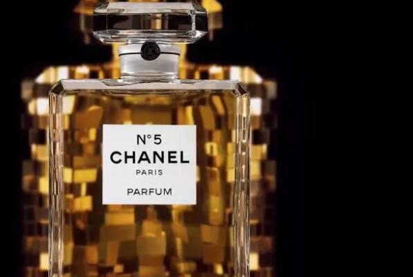 世界十大经典香水系列，寄情水上榜，第一是香奈儿王牌香水产品