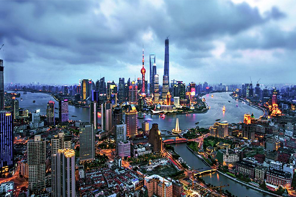 中国长江流域十大城市：武汉第四，第一名是国际化大都市