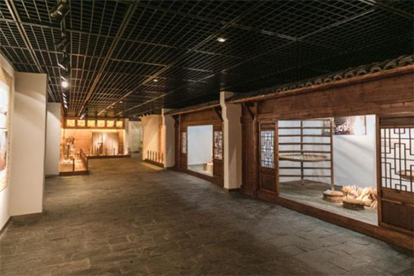湖州十大展馆排行榜：吉会展中心上榜，第一收藏童装
