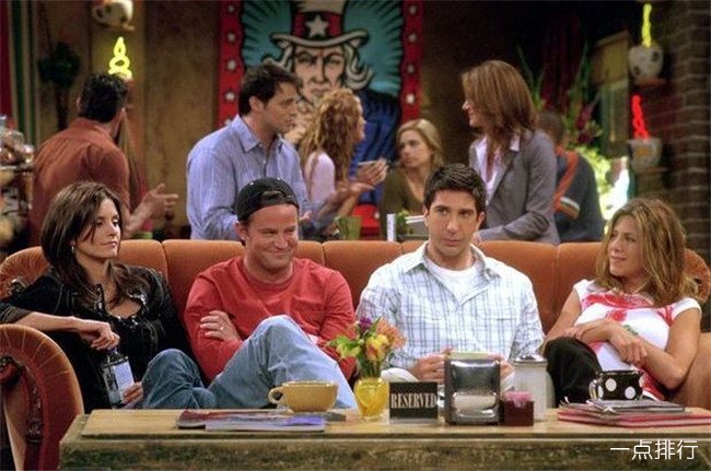 电视上最著名的10个沙发 让角色聚集在一起的神奇物品