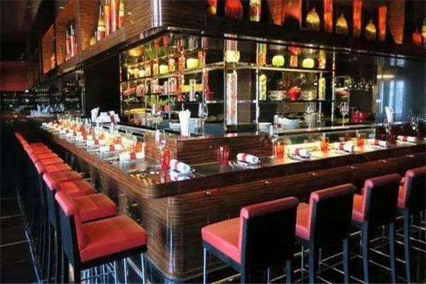 上海十大西餐厅排行榜：萨莉亚上榜，第9在半岛酒店