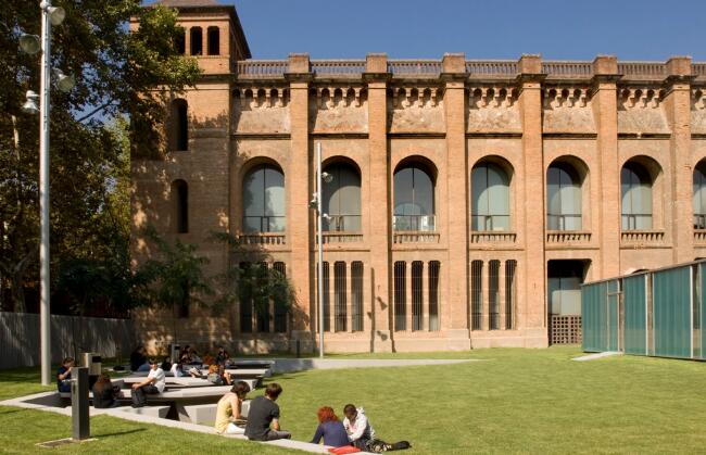 2018年西班牙庞培法布拉大学世界排名 留学费用