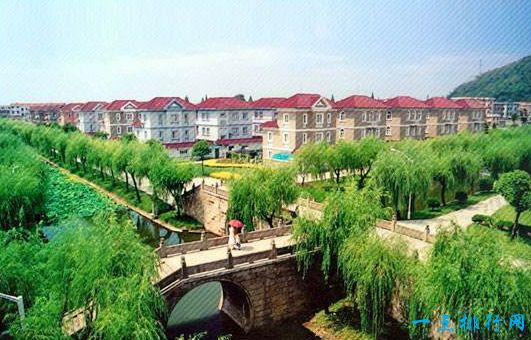 中国十大富村 这个村人人住别墅、开豪车、存款千万！