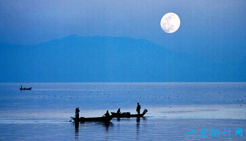 大理旅游景点排名 榜首被称为洱海月