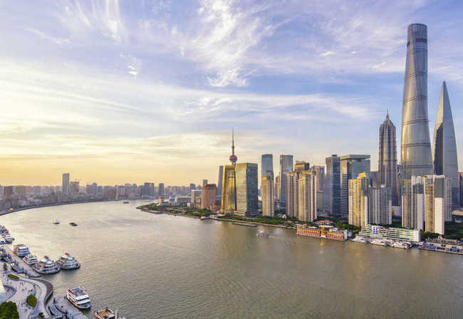 世界最高建筑排名2018 哈利法塔高度为2723英尺