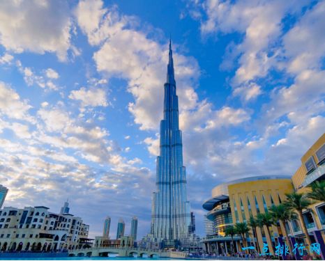 世界最高楼 哈利法塔828米