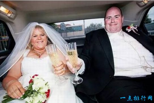 世界上最胖的夫妻，都柏林新婚夫妻体重共达318公斤