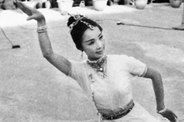 中国十大著名女舞蹈家，金星上榜，第三以《雀之灵》而闻名