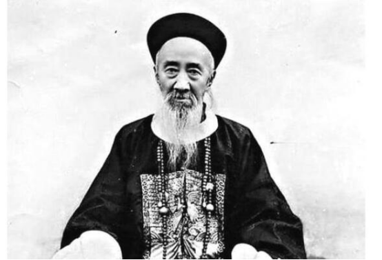 近代中国十大影响人物 梁启超第二,第四是我国的民族英雄