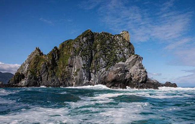 世界上最深的海沟 马里亚纳海沟被认为是地球表面最深处