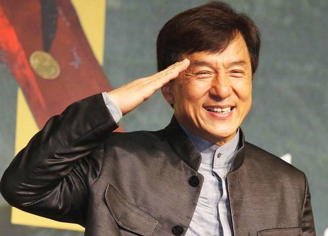 成龙身价多少亿 成龙身价2018