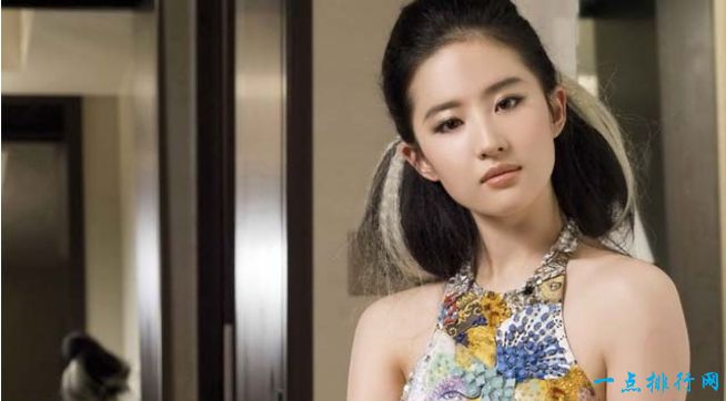 宅男女神排行榜   范冰冰未进前三  第一竟然是她！