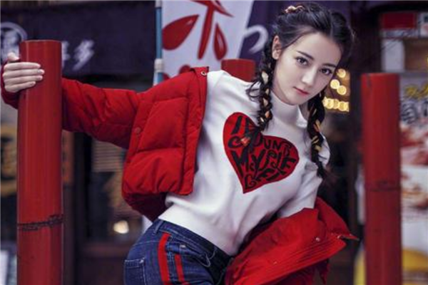 微视十大街拍女神 高圆圆上榜,第一热度极高