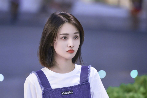 2021最具观众缘的女星TOP10：迪丽热巴上榜，第三超高情商