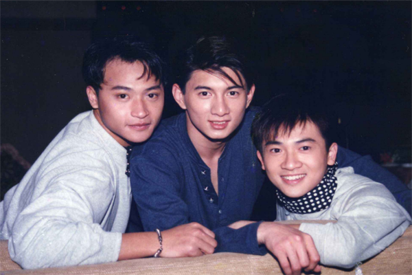 中国十大顶级男团：小虎队上榜，它的热度最高