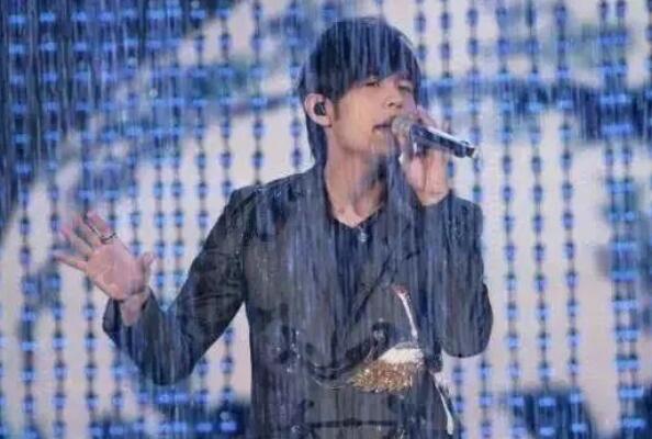 周杰伦十大古风歌曲 《青花瓷》第一，《东风破》上榜