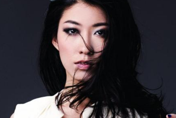 曲婉婷最火爆的歌曲top10：《我的歌声里》上榜，第一大气又洒脱