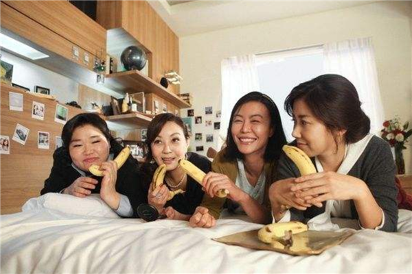 不容错过的10部韩国喜剧片 阳光姐妹淘和隐秘而伟大上榜