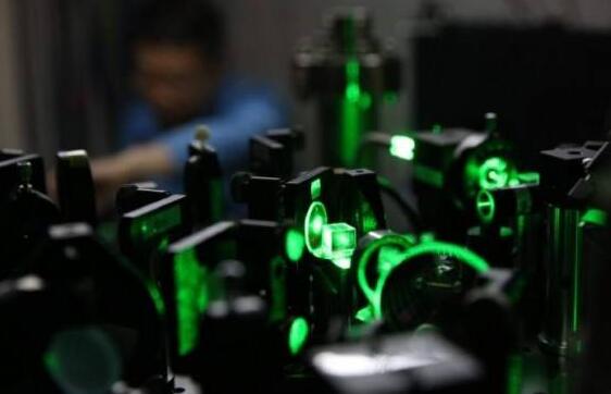 光量子计算机是伪科学吗？光量子计算机的原理