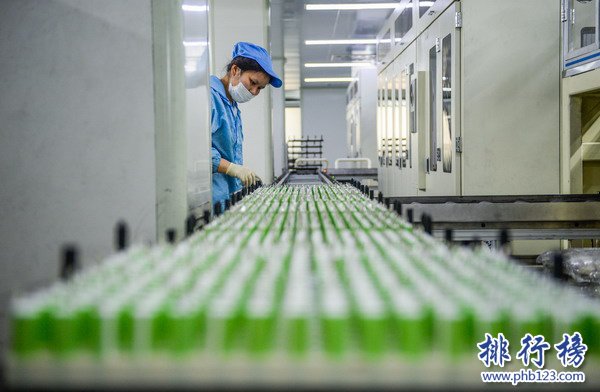2017年中国电池行业百强企业：天能动力214.8亿登顶，5家企业超百亿