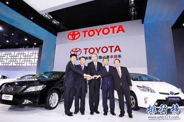 2017年世界500强汽车企业排行榜：丰田力压大众登顶