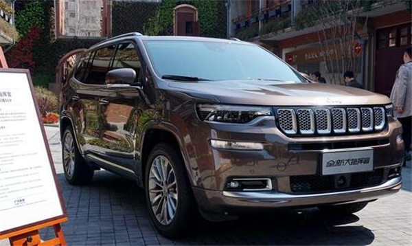 jeep大指挥官越野怎么样 看看这配置你就知道了
