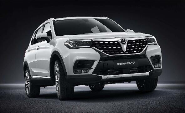 华晨中华v7怎么样，言过其实的“半价宝马”并无亮点