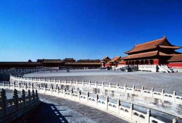 美国人眼中的十大中国名胜景区，长城上榜，第八个是著名的十里洋场