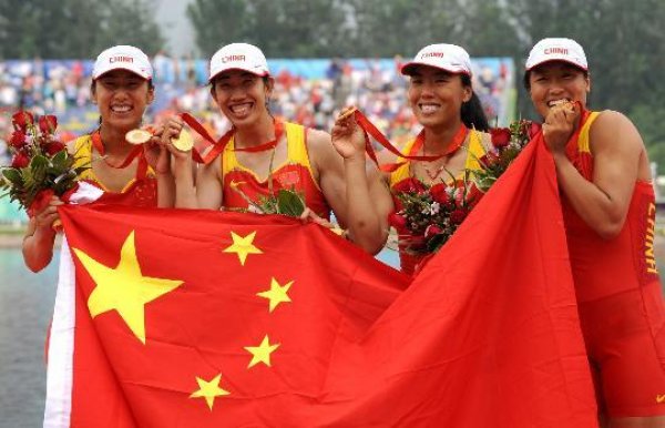 东京奥运会中国第十金：赛艇女子四人双桨冠军