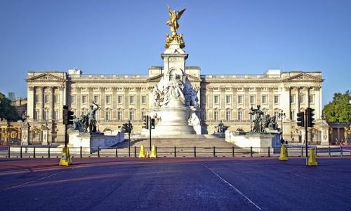 英国十大著名建筑排行，白金汉宫摘得桂冠