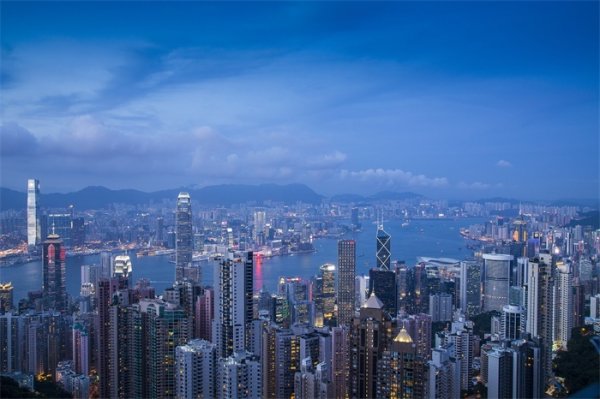 2020年全球城市生活成本排名，香港高居榜首