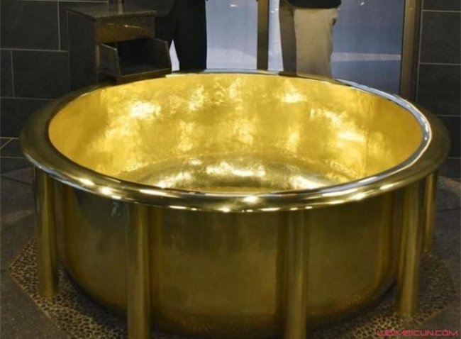 世界最大的黄金浴缸，洗一次澡每小时300元