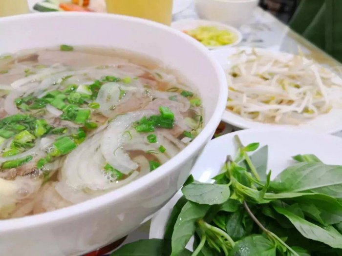 越南必吃的十道经典美食，越南河粉位居十大美食之首