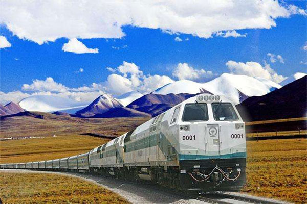 世界上最长的高原铁路：青藏铁路全长1956千米
