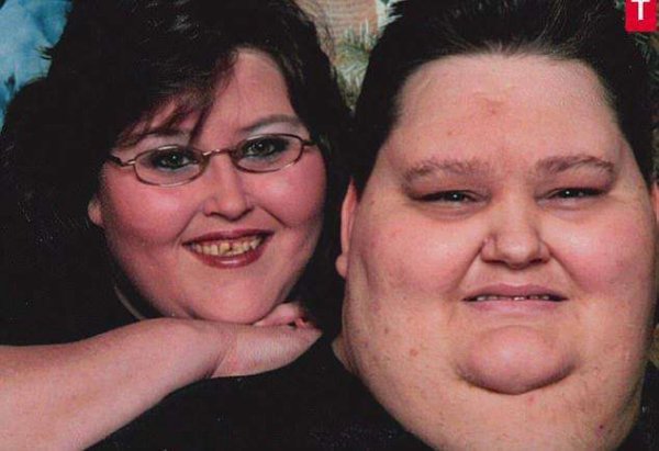 世界上最胖的夫妻，两人体重合计超过1千斤