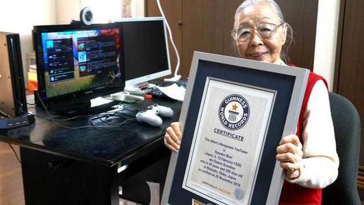 世界上最年长的游戏博主，90岁还在打游戏